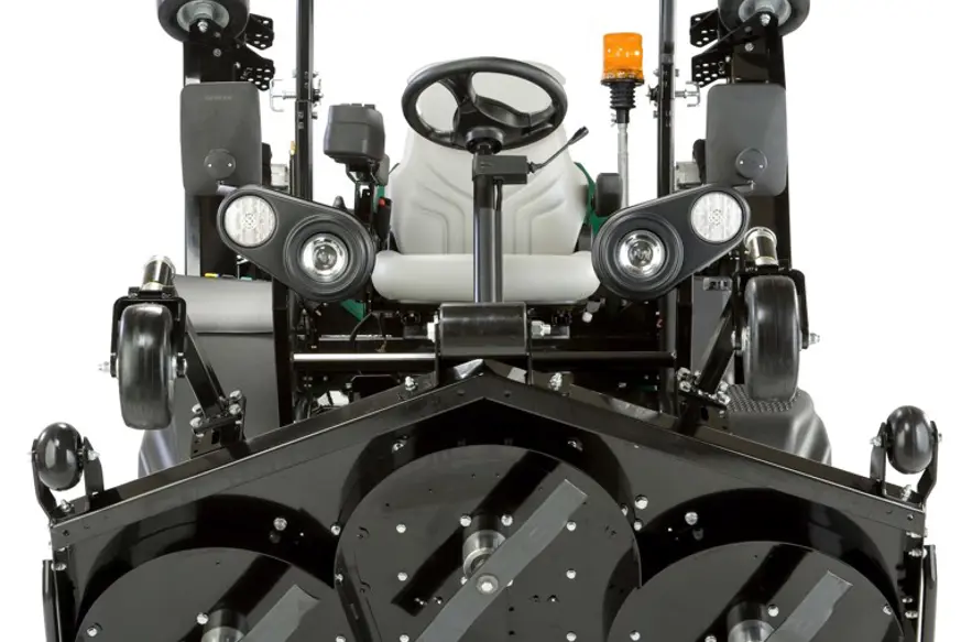 F2871532 Fdb7 428D 8236 39C8f1a240c6 MP653 Straight On Front Deck Up 768X768