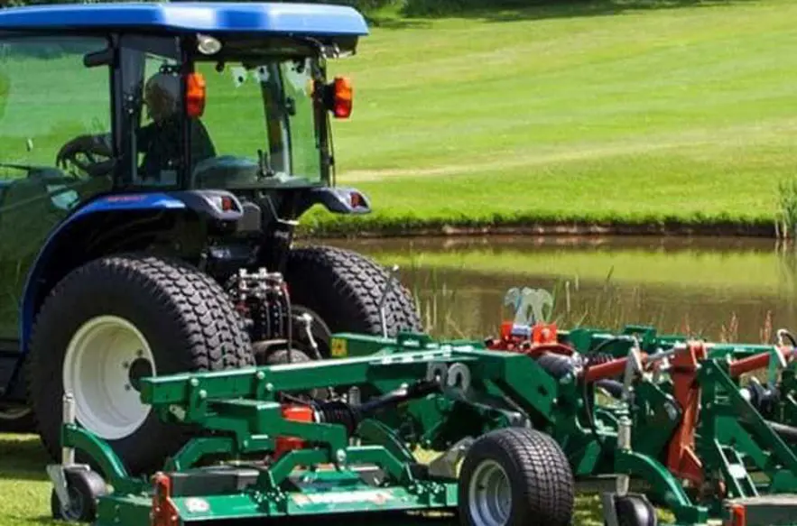 Df7a39d4 09D8 405D B0c7 6322315738Ae BG 768X768 (1)