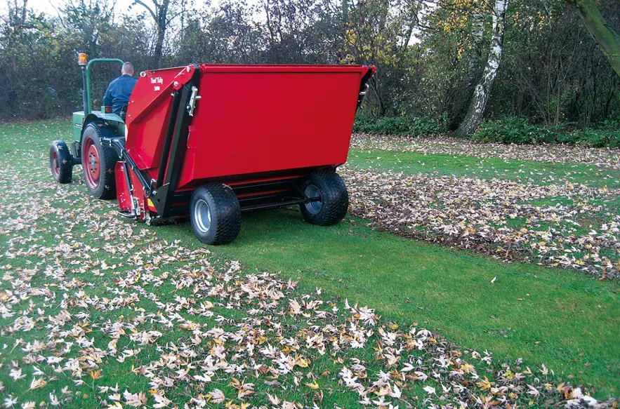 Turftidy Img 1530 Sweeping