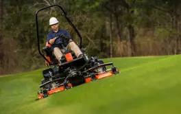 28F59217 B9d2 4897 A583 C0d8f513b290 AR321 Kvadrat Golf Sage Sluttning 768X768