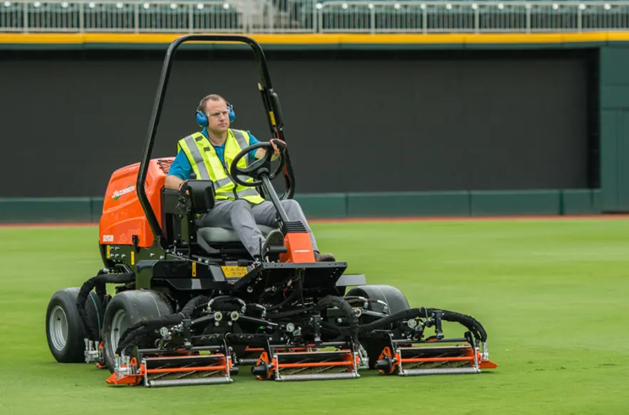 3C2ed965 B7a5 4Ecb 8194 832447A1f838 SLF530 Stadion Left Lowres 768X768