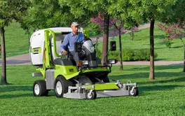 8F5b4878 6357 407B B65c Db74f3af8425 FD2200 Kvadrat Action Park 4 768X768