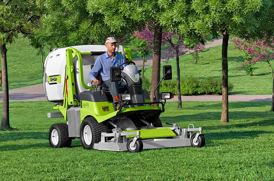 8F5b4878 6357 407B B65c Db74f3af8425 FD2200 Kvadrat Action Park 4 768X768