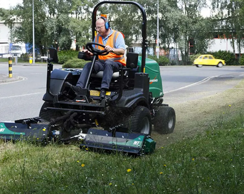 RANSOMES: MT383