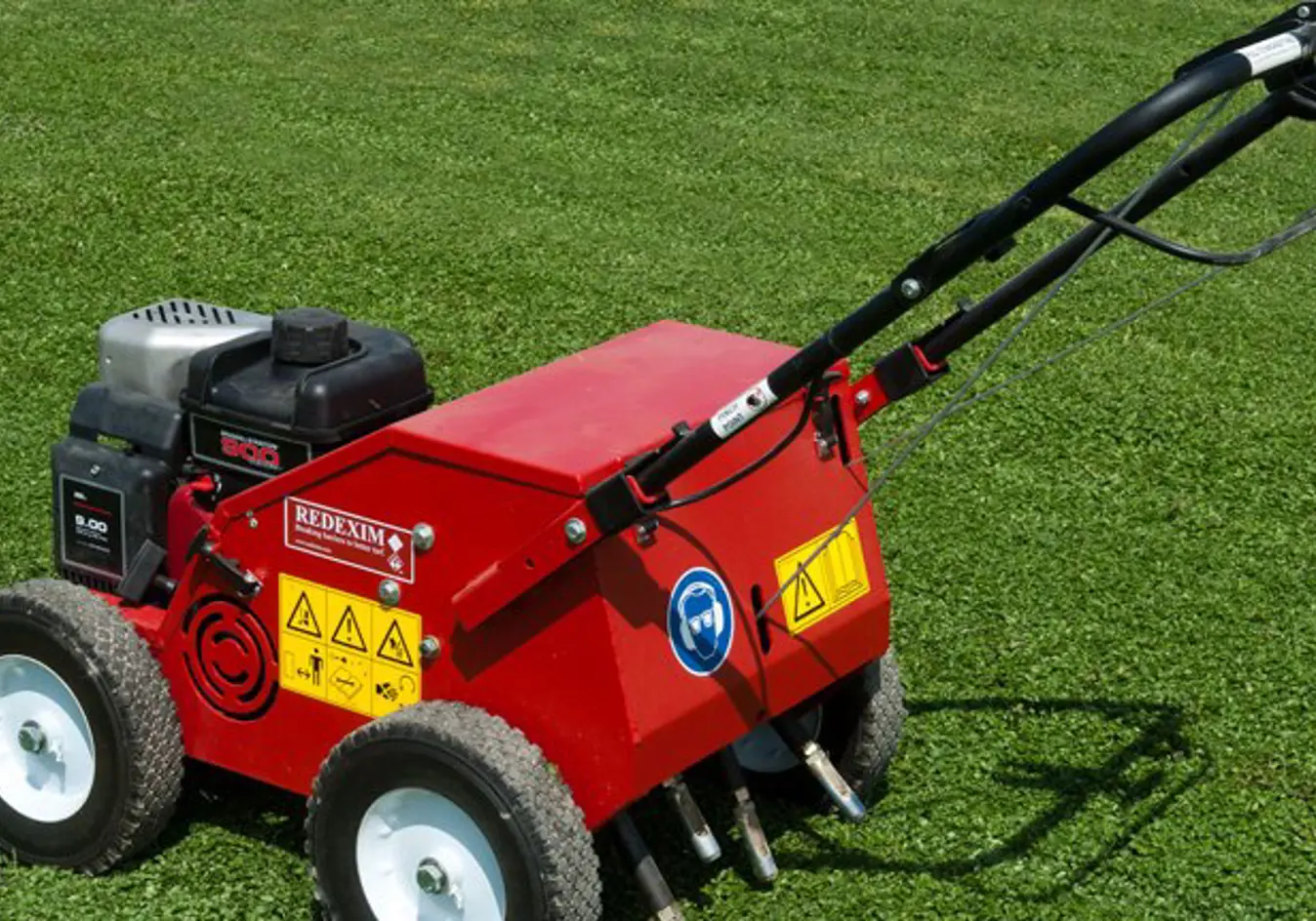 Easy-Core 104 Walk Behind