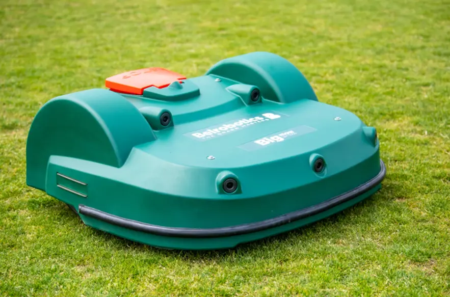 D4b4618e 2B5a 403B A139 D500995ceeea 2205 BRO EXT S1 265 768X432