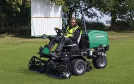 Ab47c1cd Dc77 4C14 Aa8e A5187aac58e3 TR320 Ransomes Field 768X768