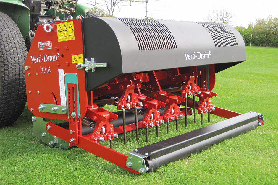 Verti-Drain 2216