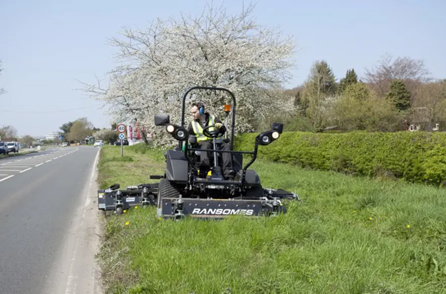 78Ead34c D930 435B B3ad 7Efe68d0d130 HM600 At Road Front 768X432 (1)