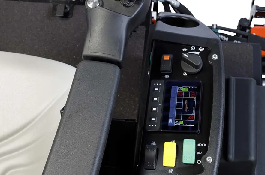 017B1d5b 6643 41B8 Bc23 2708D987e4a7 RS4700 DU1A7861 768X768