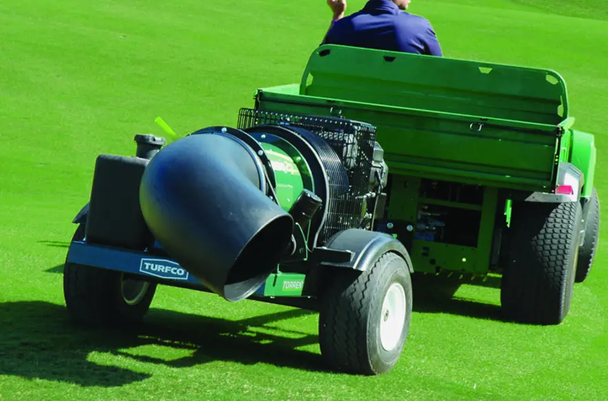 Ba205334 21Bd 4D1e 846E Aba59d3fade1 Torrent2 Kvadrat Controllerinhand 768X768