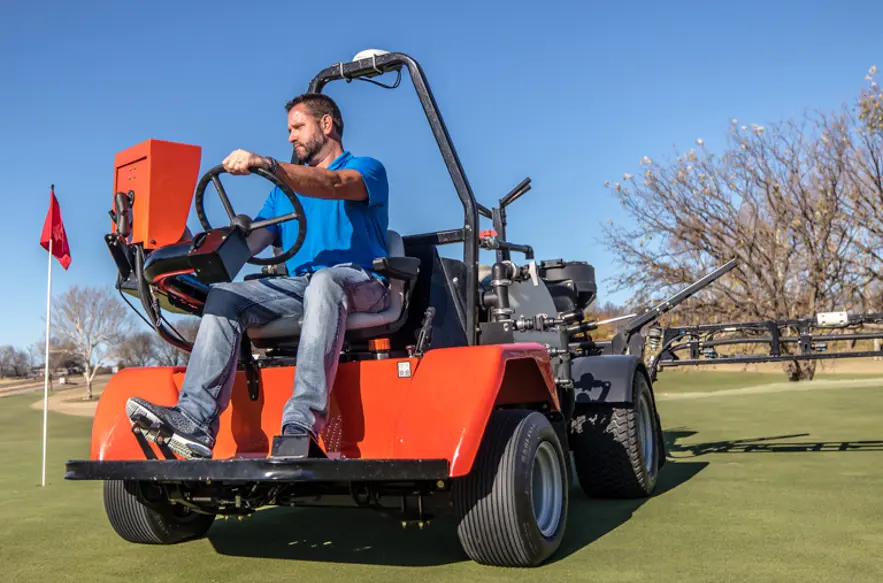 2D1c0d75 Dc8a 4Bed 9285 228B7452be4a 1110 On Golf Course Spray Star 1110 8081 768X768