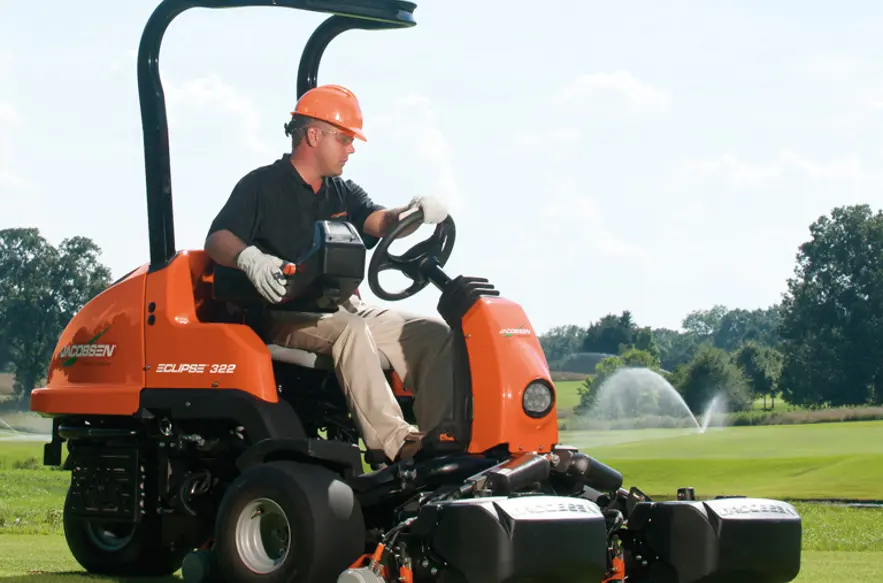 Fae10f90 2A70 499A 99Cf 194B8b6c2f20 Eclipse 322 Kvadrat Spring Creek Green 768X768